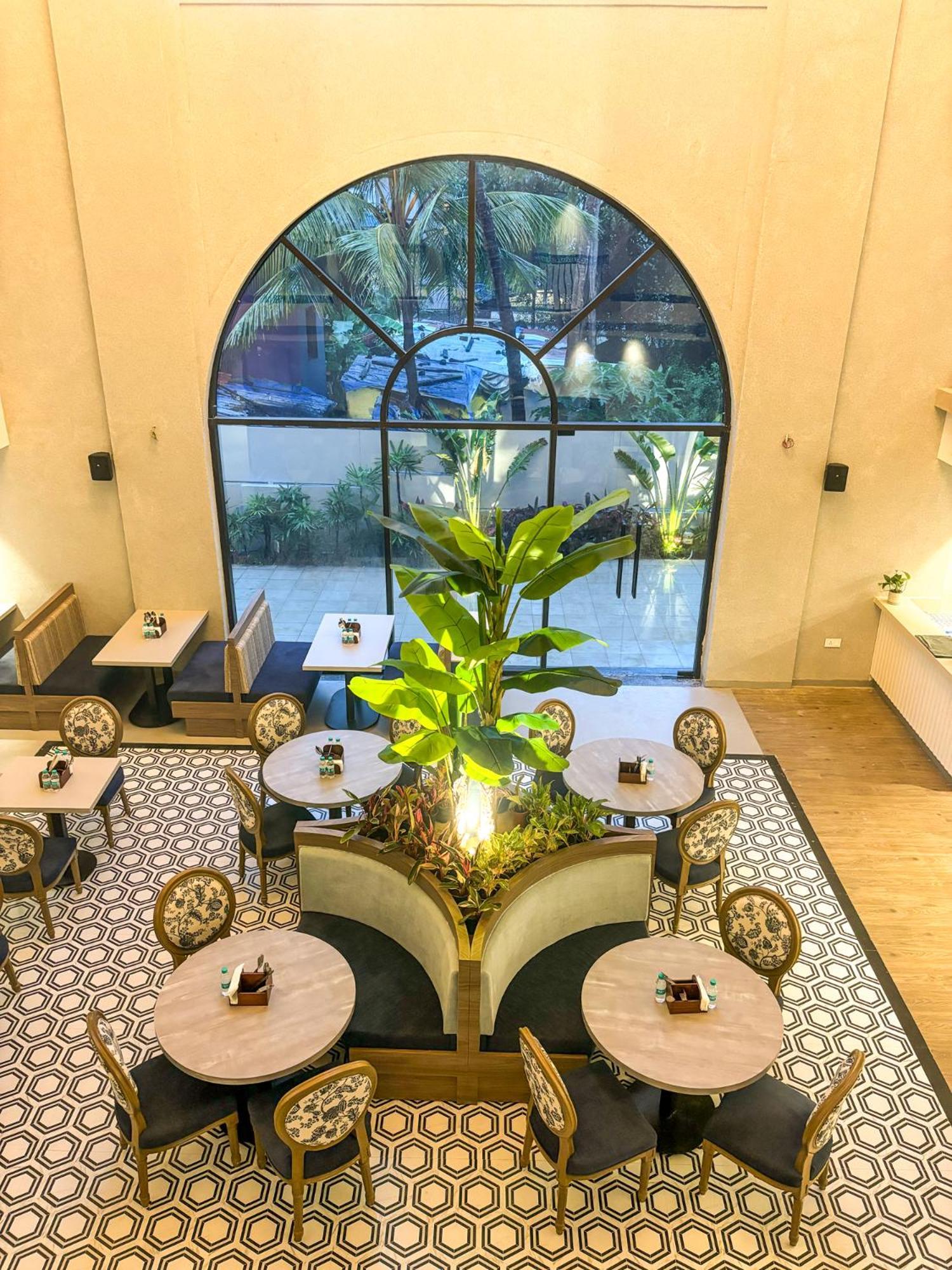 Meritas Auberge Calangute Goa Екстериор снимка