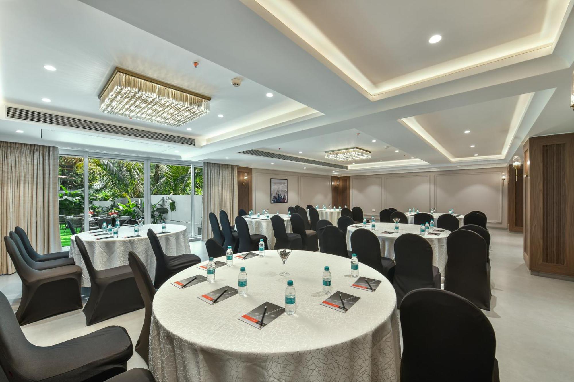 Meritas Auberge Calangute Goa Екстериор снимка